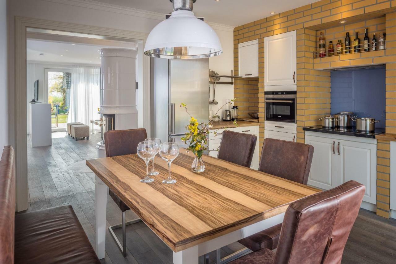 Villa Lotsenhaeuser Ruegen - Luxus Ferienhaus - 3 Schlafzimmer - Sauna - Dachterrasse Mit Boddenblick Breege Bagian luar foto